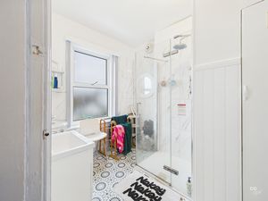 Photo 9- click for photo gallery